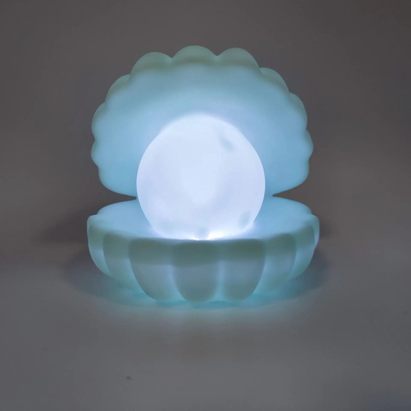 Cute Cloud LED Night Light – Soft Glow for Kids’ Bedroom & Birthday Gift