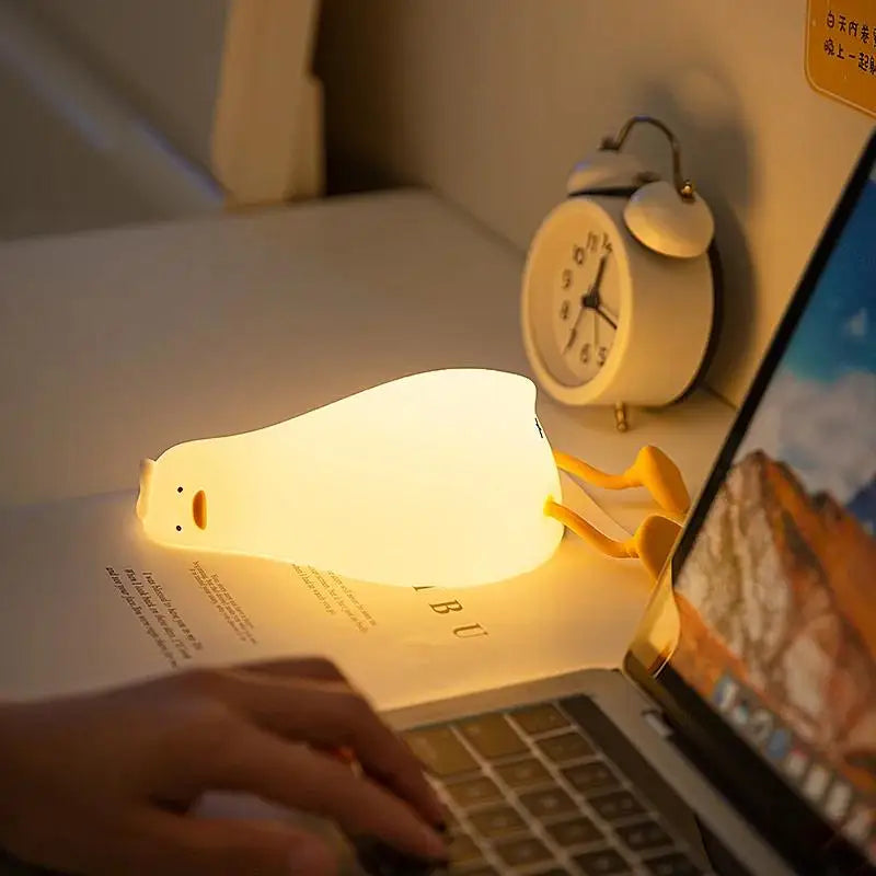 Giraffe Silicone Night Light – USB Rechargeable Pat Lamp for Kids